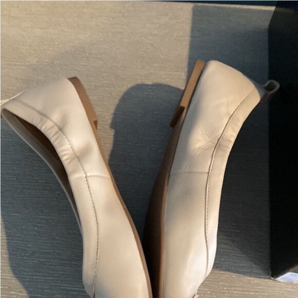 J. Crew Tan Leather Ballet Flats Size 7.5 - Picture 2 of 7